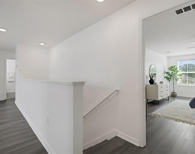 232 Tierra Verde Way - Photo Thumbnail 29