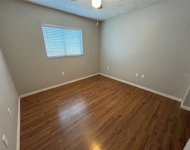 2751 72nd Avenue Drive E - Photo Thumbnail 12