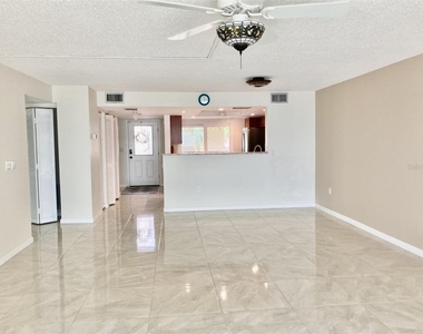 6430 Sun Eagle Lane - Photo Thumbnail 6