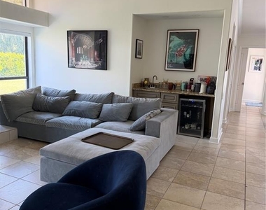 4931 Fallcrest Circle - Photo Thumbnail 3