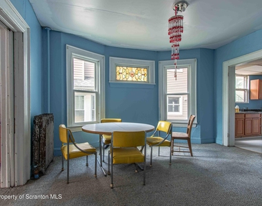 844 Monroe Avenue - Photo Thumbnail 5