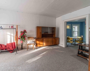 844 Monroe Avenue - Photo Thumbnail 1