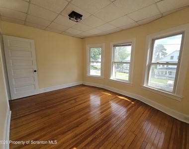 1327 Oram Street - Photo Thumbnail 3