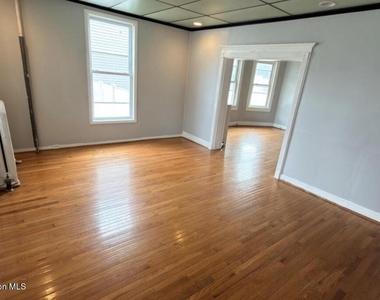 342 Horton Street - Photo Thumbnail 2