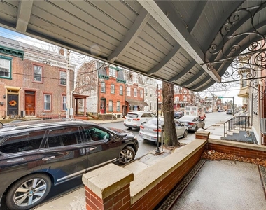 1139 W Linden Street - Photo Thumbnail 2
