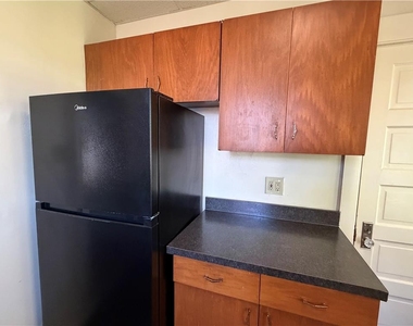 1848 S Wood Street - Photo Thumbnail 7