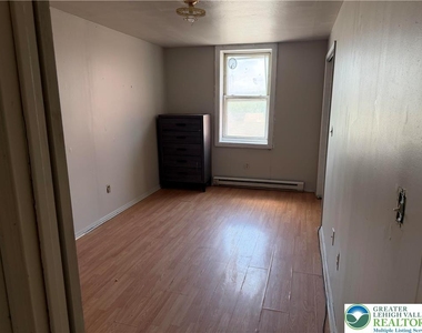 177 Tilghman Street - Photo Thumbnail 7