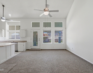 7239 Desert Jewel Drive - Photo Thumbnail 21