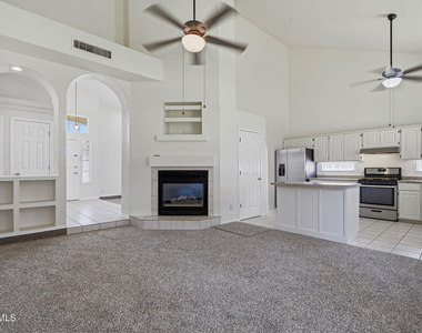 7239 Desert Jewel Drive - Photo Thumbnail 19