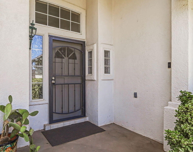 7239 Desert Jewel Drive - Photo Thumbnail 4
