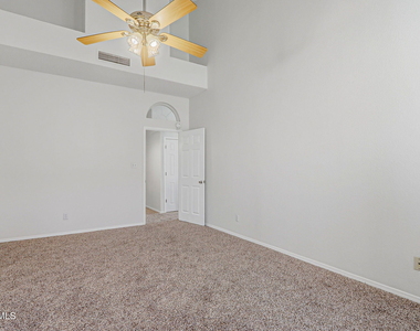 7239 Desert Jewel Drive - Photo Thumbnail 25