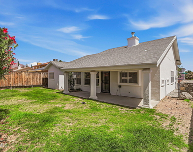 7239 Desert Jewel Drive - Photo Thumbnail 43
