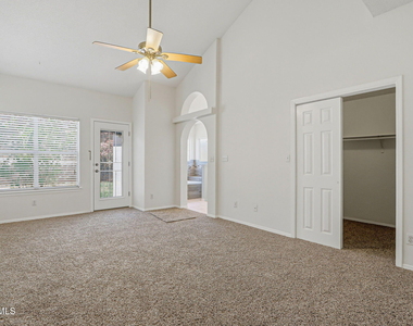 7239 Desert Jewel Drive - Photo Thumbnail 22
