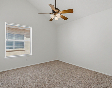 7239 Desert Jewel Drive - Photo Thumbnail 38