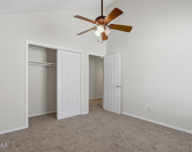 7239 Desert Jewel Drive - Photo Thumbnail 40