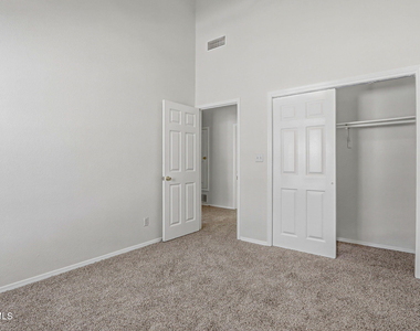 7239 Desert Jewel Drive - Photo Thumbnail 37