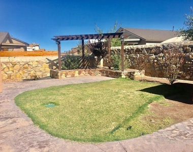 3716 Loma Cortez Drive - Photo Thumbnail 16