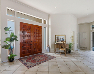 5601 Burning Tree Drive - Photo Thumbnail 11