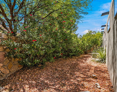 5601 Burning Tree Drive - Photo Thumbnail 65