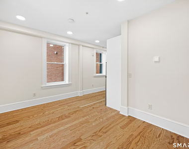 529 Ann Uccello Street - Photo Thumbnail 2