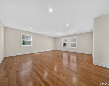 88 Maple Tree Avenue - Photo Thumbnail 23