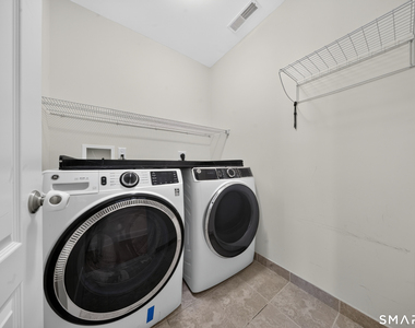 88 Maple Tree Avenue - Photo Thumbnail 16
