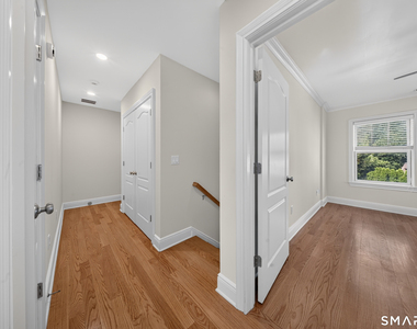 88 Maple Tree Avenue - Photo Thumbnail 19