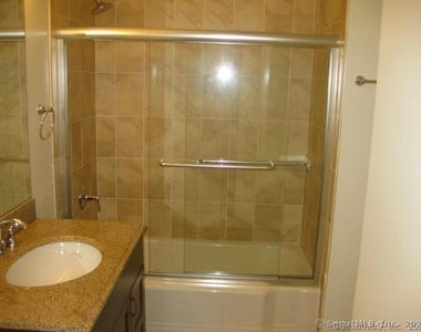 95 Highview Avenue - Photo Thumbnail 9