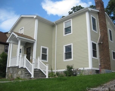 95 Highview Avenue - Photo Thumbnail 2