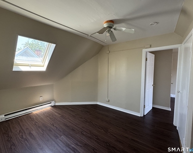 184 Pacific Street - Photo Thumbnail 6