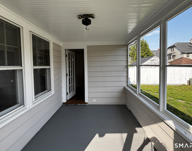 111 Arcadia Avenue - Photo Thumbnail 10
