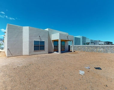 11118 Blue Eyed Grass Street - Photo Thumbnail 38
