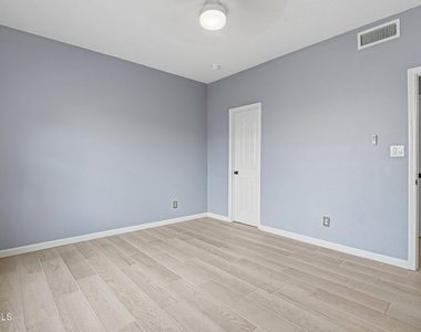 12325 Tierra Bella Drive - Photo Thumbnail 13