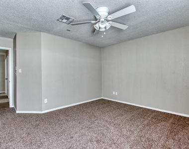 7328 Sachet Cliff Drive - Photo Thumbnail 31