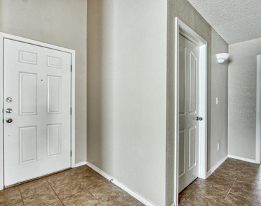 7328 Sachet Cliff Drive - Photo Thumbnail 37