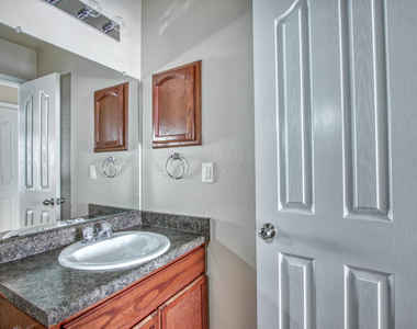 7328 Sachet Cliff Drive - Photo Thumbnail 35