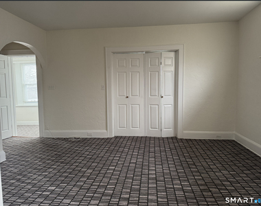 285 Clover Street - Photo Thumbnail 8