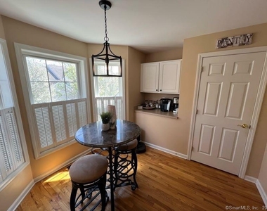 1305 Sienna Drive - Photo Thumbnail 6