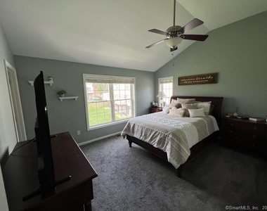 1305 Sienna Drive - Photo Thumbnail 10