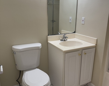 105 Richards Avenue - Photo Thumbnail 16