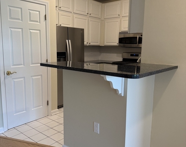 105 Richards Avenue - Photo Thumbnail 6