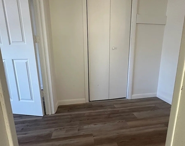 173 Mansfield Avenue - Photo Thumbnail 12