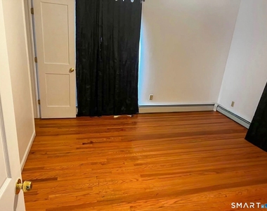 40 Maplewood Avenue - Photo Thumbnail 4
