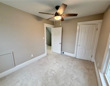 417 Bartram Ave - Photo Thumbnail 26