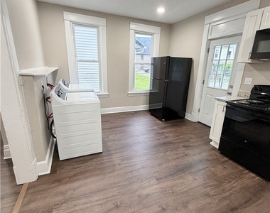 417 Bartram Ave - Photo Thumbnail 14