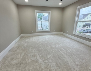 417 Bartram Ave - Photo Thumbnail 18