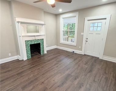 417 Bartram Ave - Photo Thumbnail 3