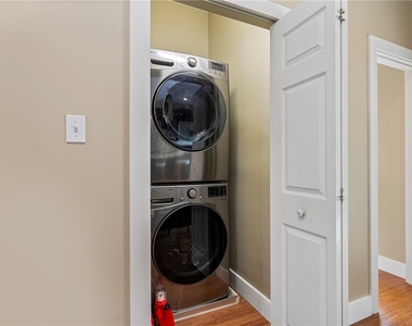 1038 Bradish St - Photo Thumbnail 12
