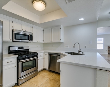 8316 Monico Valley Court - Photo Thumbnail 21
