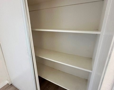 4920 Stanley Avenue - Photo Thumbnail 6